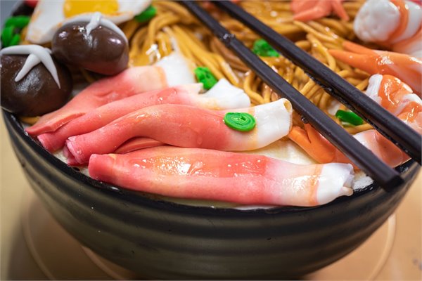客製鍋燒意麵造型蛋糕
