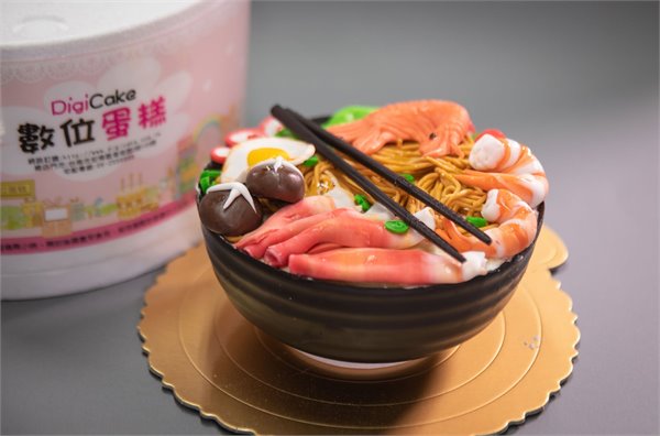 客製鍋燒意麵造型蛋糕