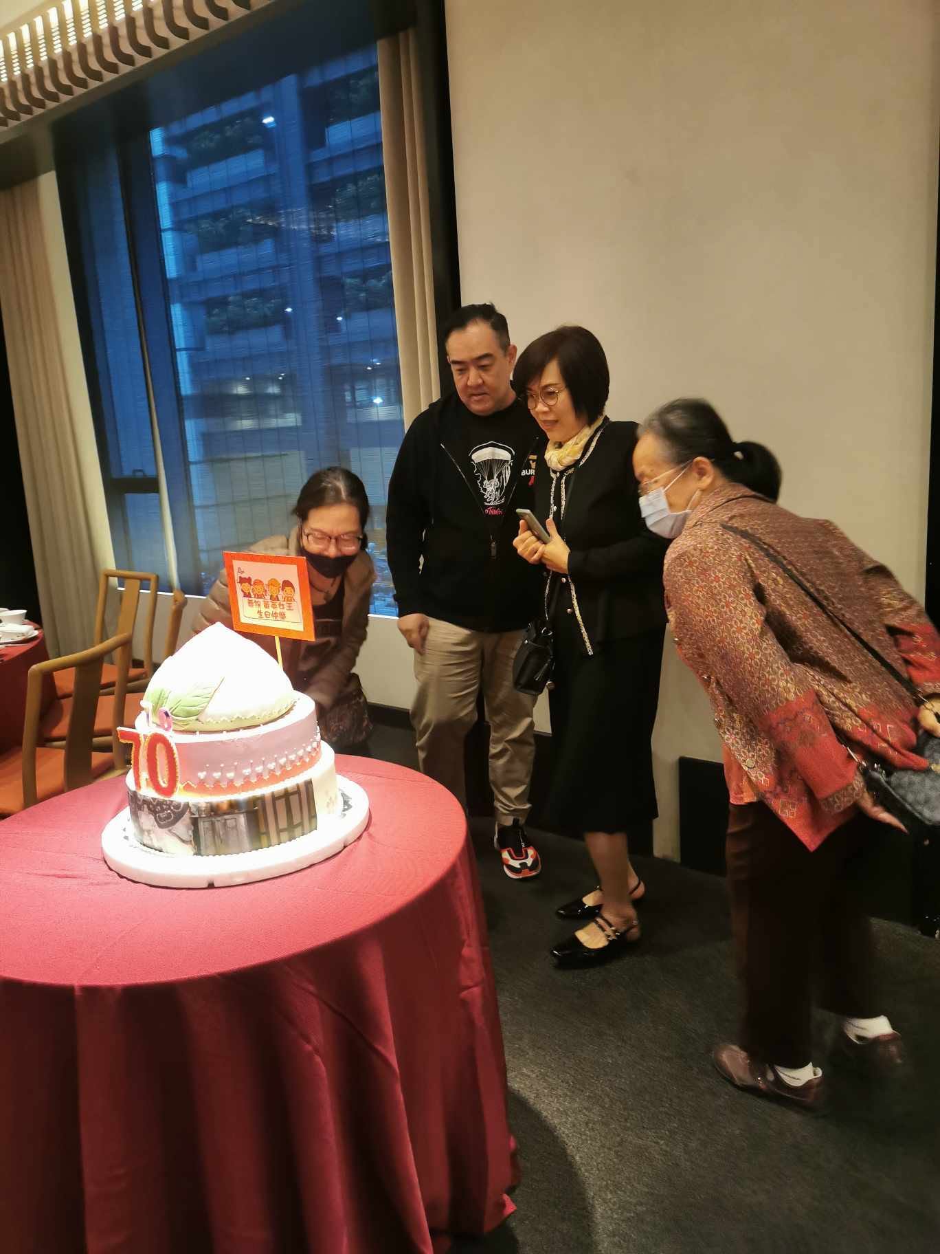 大壽桃祝壽三層蛋糕